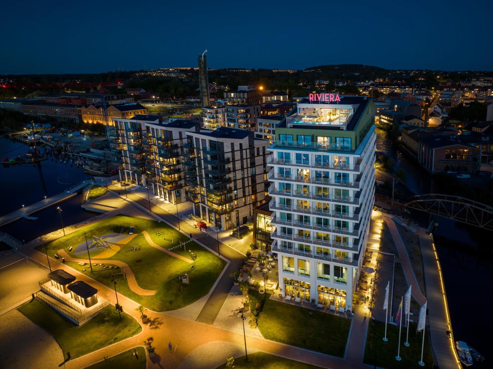 Riviera Отель 4*